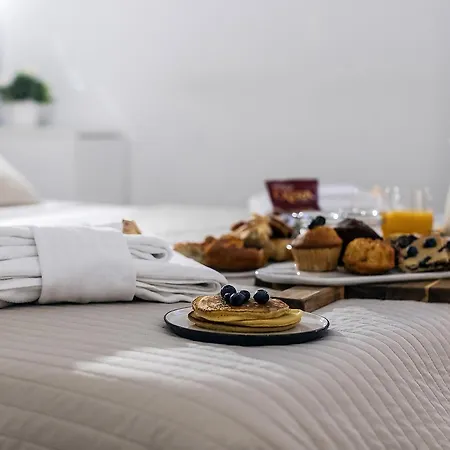 Bella Luxury Accommodation, Vatican - Liberty Collection Bed & Breakfast *